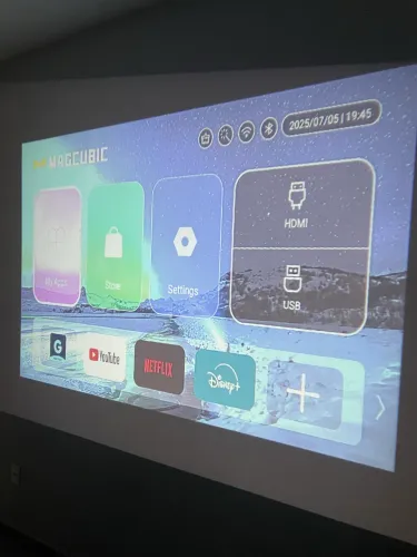 Projetor Portátil Magcubic HY300PRO FULL HD 8K Smart TV