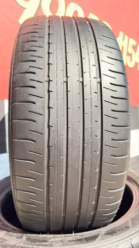 Pneus 225/50/18. R$550,00 o par