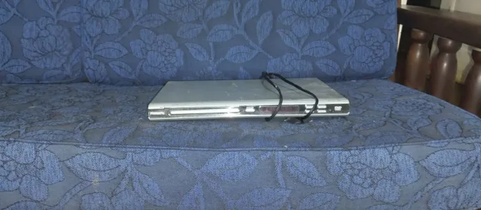 DVD Player - Phillips DVP 3005