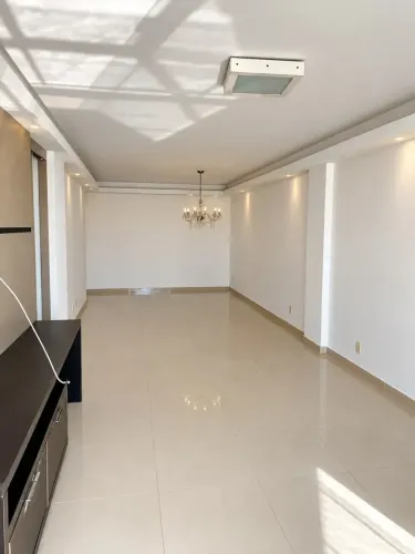 Apto planejado, 3 qtos, sendo 2 suítes, locação, Praia dos Cavaleiros