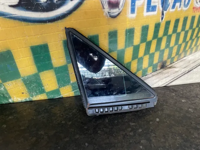 Vidro fixo porta dianteira direita Toyota corolla Cross 2022
