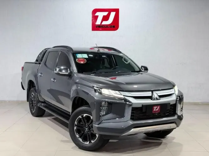 Mitsubishi TRITON HPE 2.4 CD 4X4 TB Diesel Aut. 2023