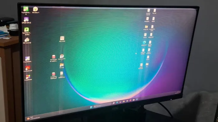 Monitor Gamer AOC Hero 24" 165Hz 1ms Ajuste de Altura 24G2S/BK