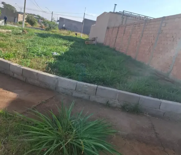 Terreno de 182m² de esquina à venda - Jardim Cristo Redentor