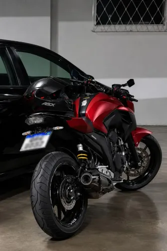 YAMAHA FAZER 250 2018 - À VENDA!
