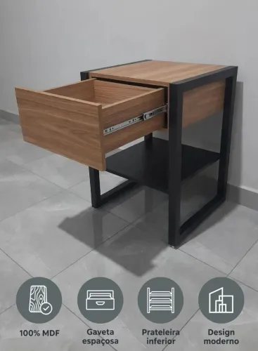 Mesa de cabeceira
