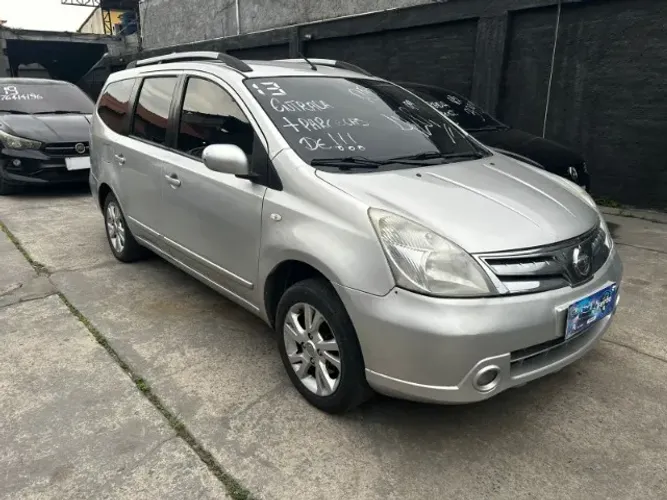 Nissan Livina Grand SL 1.8 16V Flex Fuel Aut. 2013