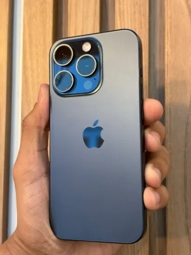 iPhone 15 pro 128gb