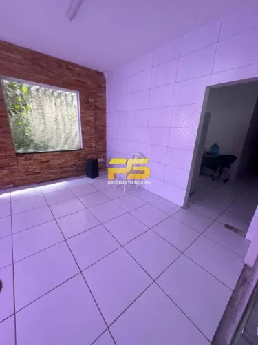 PRÉDIO COM 14 SALAS NO BAIRRO DOS ESTADOS