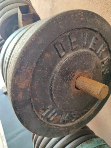 Anilhas de ferro 10kg 70 reais cada