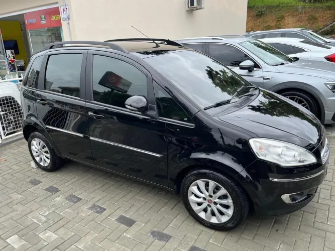 Fiat Idea Essence 1.6 Flex 16V 5P 2014