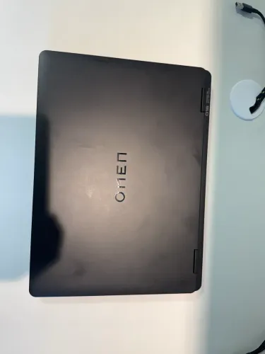 HP OMEN 16 - Ryzen 9 | RTX 5060 | 32GB DDR5 | 1TB SSD - Estado de Novo