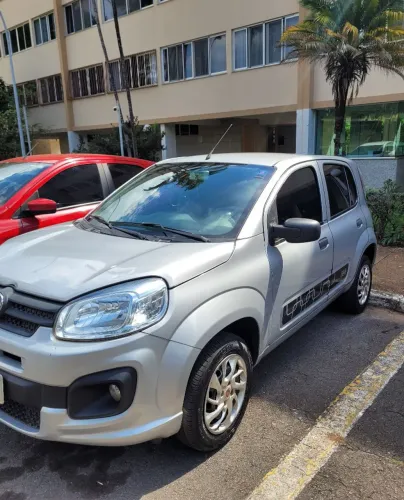 Fiat Uno Attractive 1.0 Flex 6V 5P 2017
