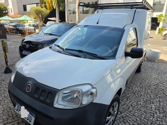 Fiat Fiorino Furgão Work. Hard 1.4 Flex 8V 2P 2019