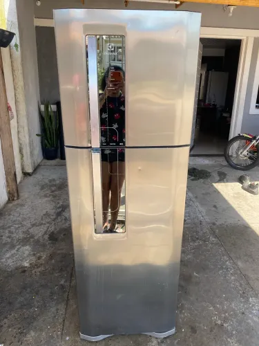 Geladeira inox 220v