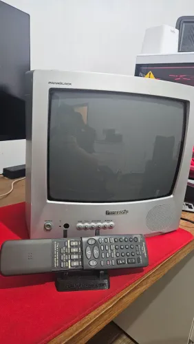 TV de Tubo 14" Panasonic PanaBlack - Com controle original - Excelente Estado