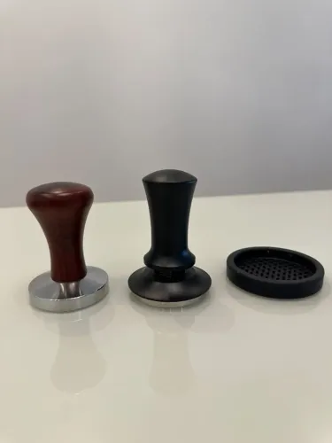 Tamper para Café 58mm - Madeira ou Preto