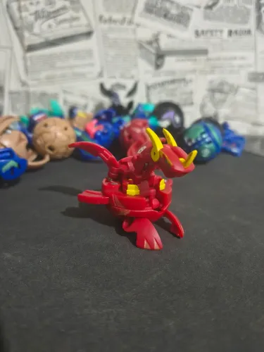 Neo dragonoid vortex - Bakugan era clássica - em perfeito estado