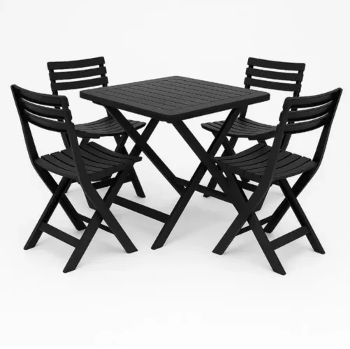 Vende se 2 jogos de mesa com cadeiras