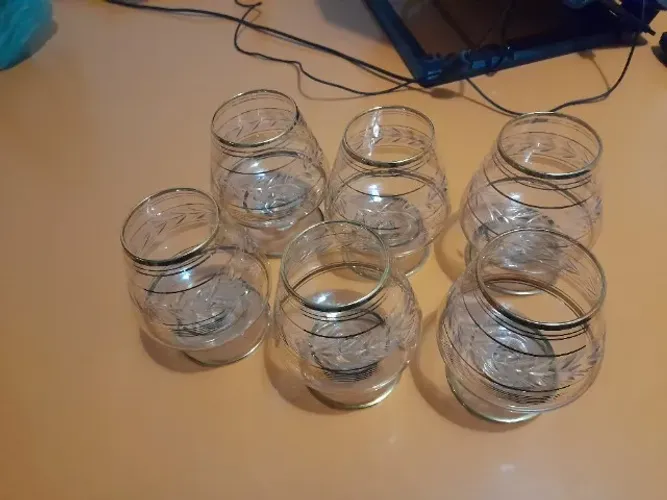 Conjunto de Copos de Vidro Lapidados, antigo, 6 unidades, ler a descrição