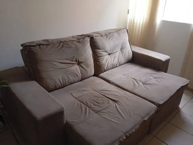 Sofá retrátil grande