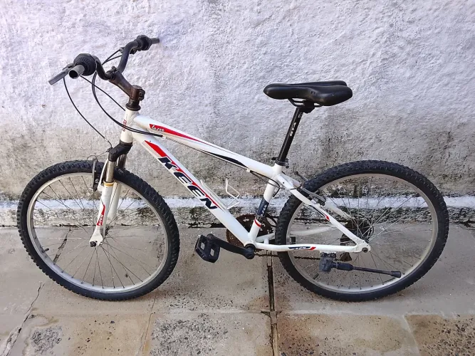 Bicicleta Aro 26 com Marcha