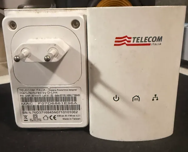 Combo WiFi DLink + Internet pela Tomada (Powerline) - Solução Completa de Rede
