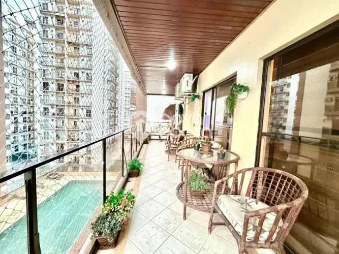 CONDOMÍNIO SAENS PEÑA AMPLO APARTAMENTO COM VARANDÃO, 3 QUARTOS E 2 VAGAS