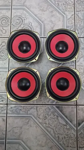 Alto falantes mid bass 6 polegadas super potente promoção. Leia a descrição com atenção.