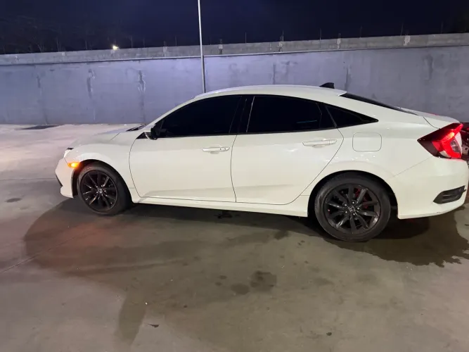 Honda Civic Sedan EXL 2.0 Flex 16V Aut.4p 2021