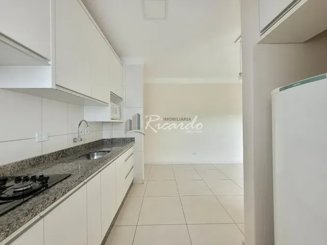 Apartamento à venda 2 Quartos, 1 Suite, 1 Vaga, 162M², Zona 07, Maringá - PR | Edifício Fl