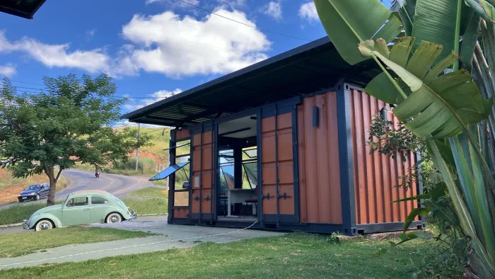 Casa Chalé Container - Com RT de Profissional Responsável