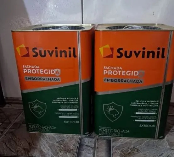 Vende-se tinta branca emborachada primeira linha Suvinil