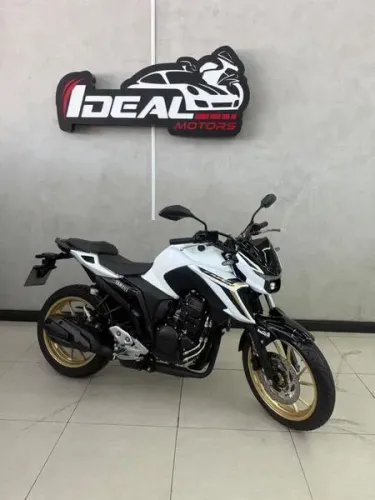 YAMAHA FZ25 FAZER 2025