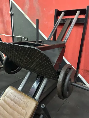 Leg press linear