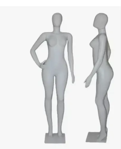 Manequim feminino 3 braços