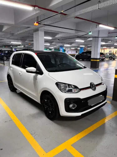 Volkswagen Up! High 1.0 TSI Total Flex 12V 5P 2018