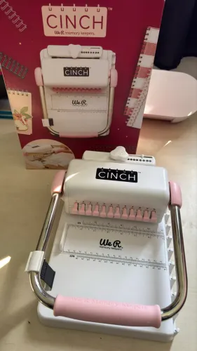 Encadernadora tue cinch furo quadrado