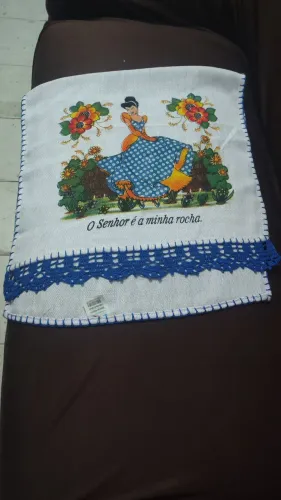 Pano de prato com o bico de Crochê ?