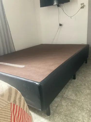 Cama Box com colchão