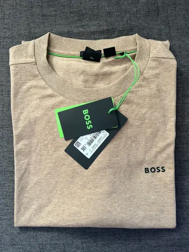 CAMISETA DE AJUSTE REGULAR EM ALGODÃO ELÁSTICO COM LOGO BOSS