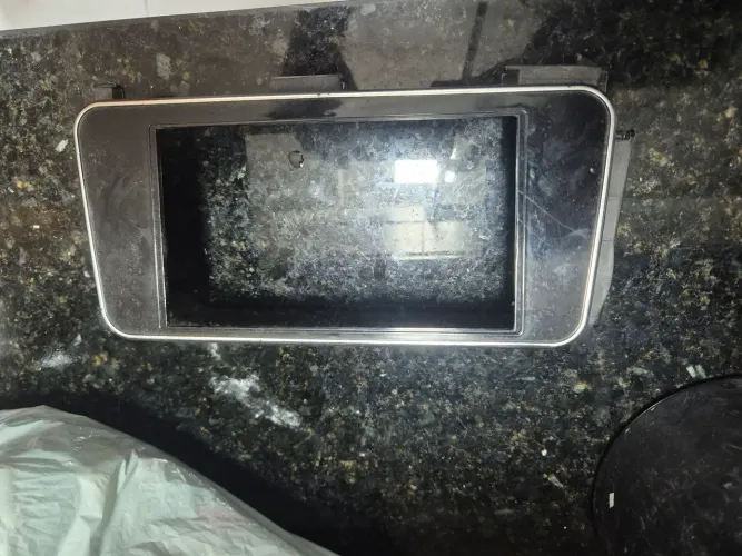 Vendo moldura 2 din pra kicks até 2020