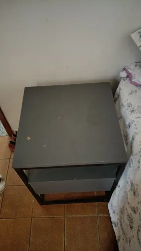 Mesas laterais de cama