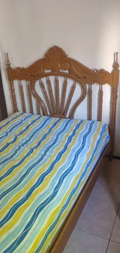 Cama casal madeira 