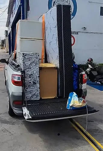 Trabalho com frete e mudanças.