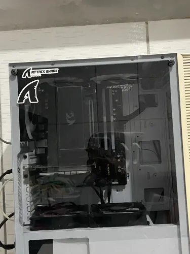COMPUTADOR (PC) VALOR NEGOCIÁVEL $