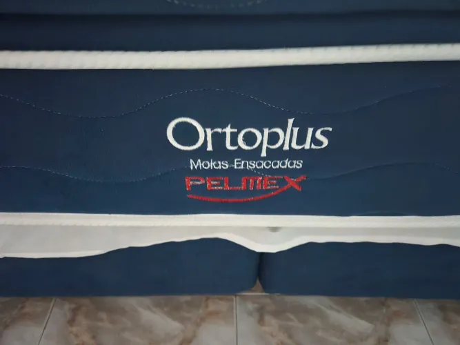 Cama box super king