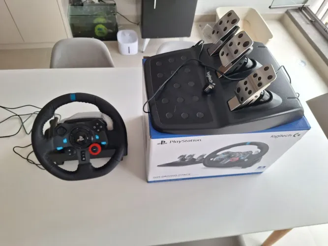 Logitech G29