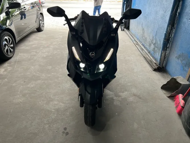 Dafra Cruisym 300 2023