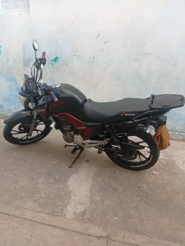 Moto 150 Titan